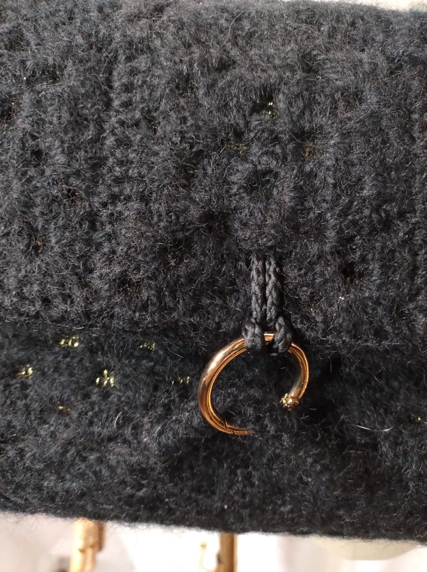 'Miriam' Borsa in Mohair all'Uncinetto - Eleganza Artigianale in Miniatura