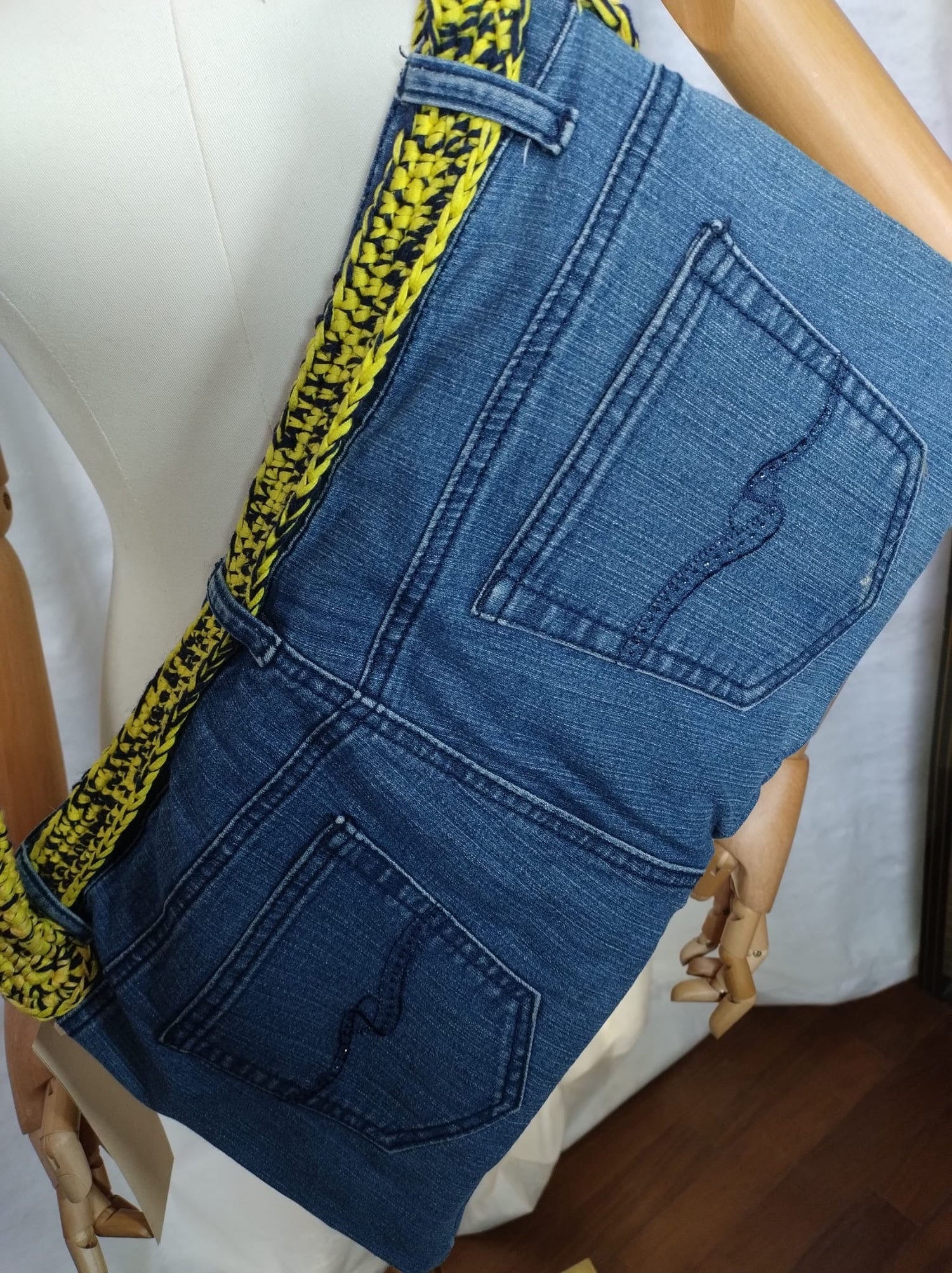 Collezione artigianale in Jeans