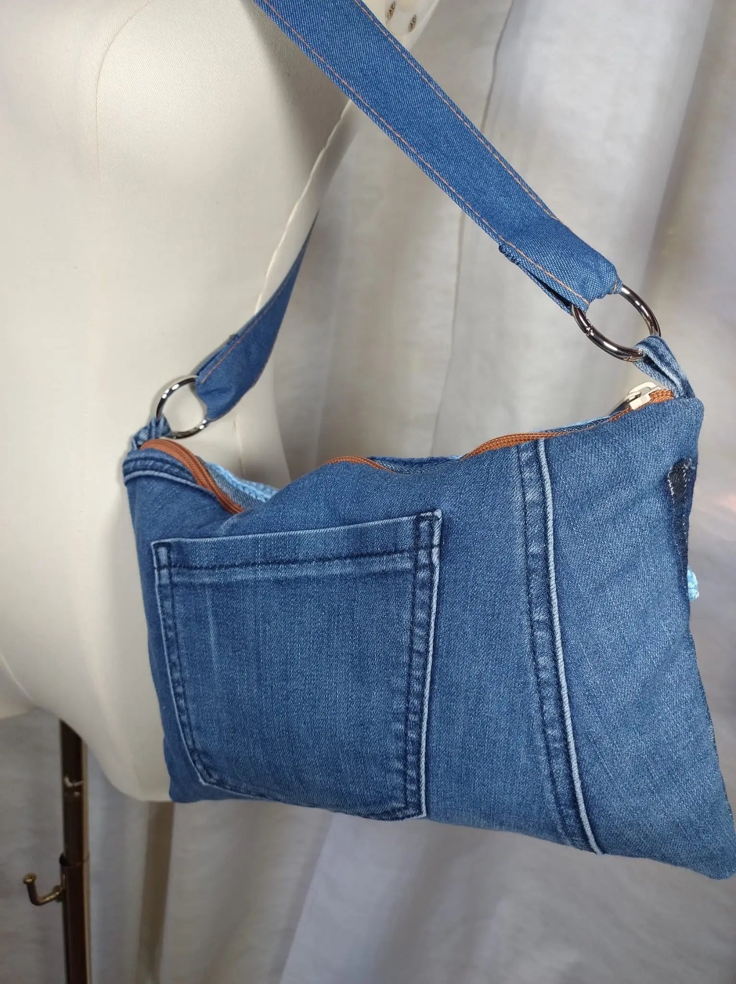 Oriana - Borsa uncinetto Artigianalità e sostenibilità con stile REM fatto a mano per te