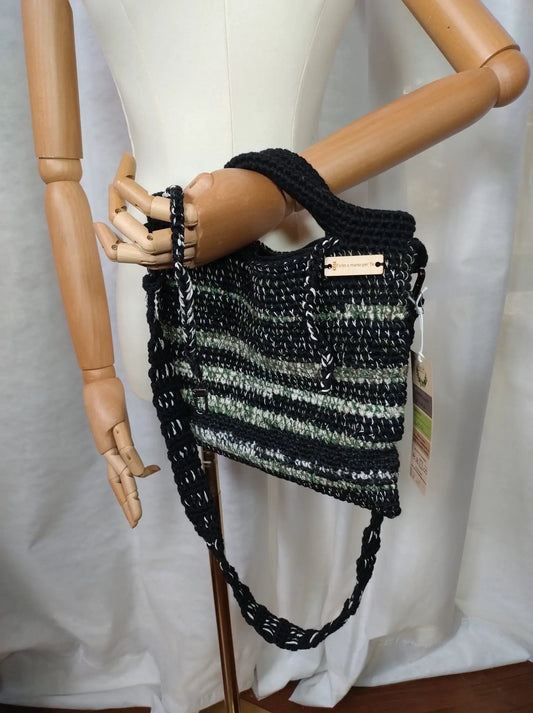 'Maria' Borsa in Lana Artigianale - Unione di Stile e Funzionalità REM fatto a mano per te