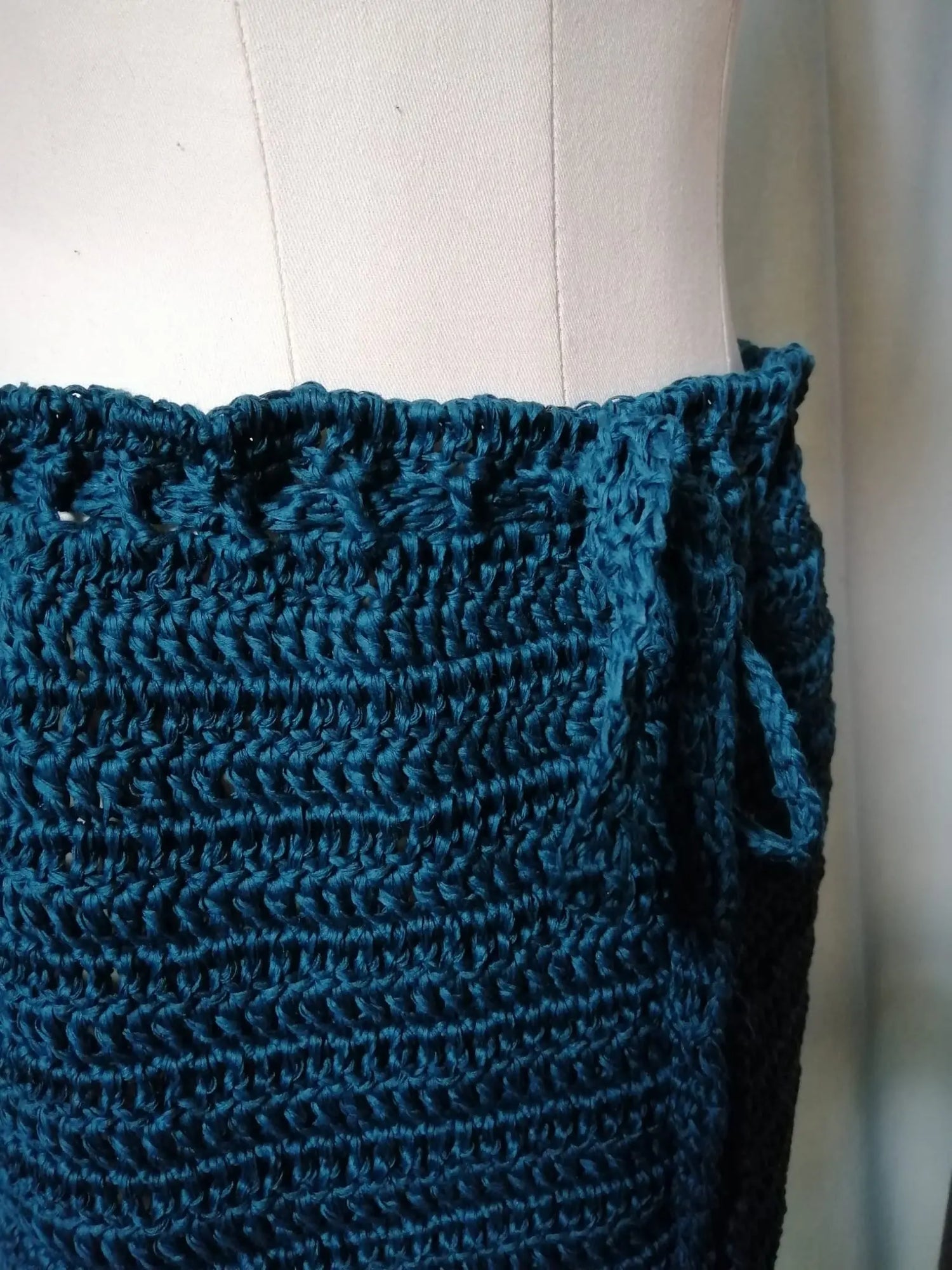 Suleima – Gonna uncinetto in Cotone: Leggerezza e Stile per l’Estate REM fatto a mano per te