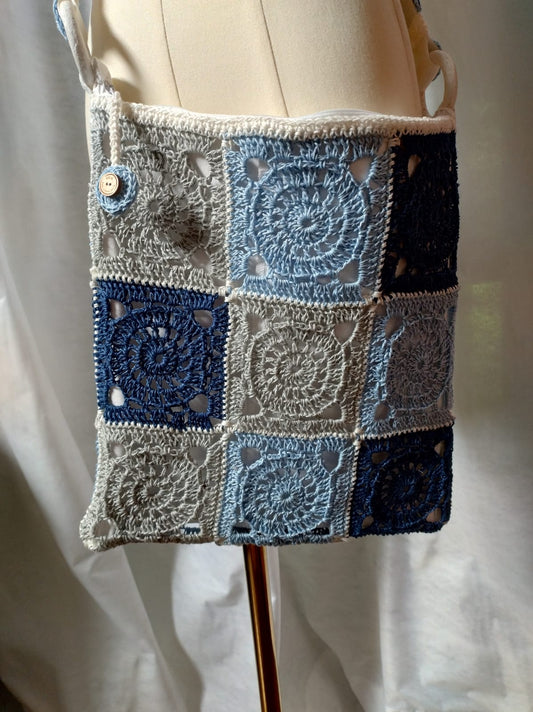 Borsa Lina in filato di lino con motivo a uncinetto